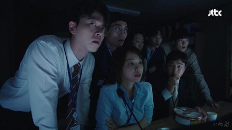 国民吃瓜看戏,揭秘网络时代的全民娱乐现象