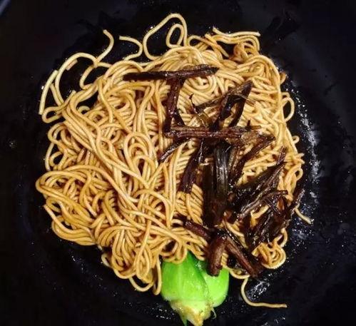 吃瓜上海面店,吃瓜者的美食之旅