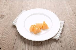 黄河蜜瓜的吃,甘甜如蜜，夏日解渴佳品